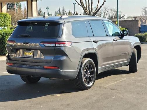 2024 Jeep Grand Cherokee L Laredo