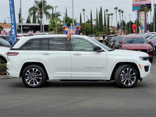 2023 Jeep Grand Cherokee 4xe Overland