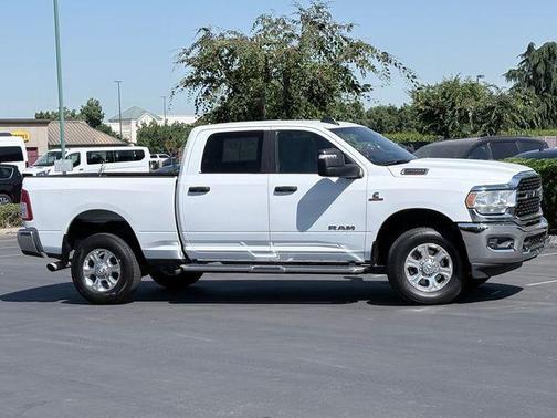 Bright White Clearcoat 2023 RAM 2500 Big Horn