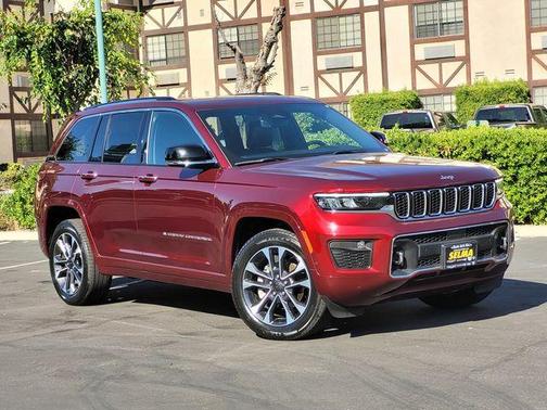 Velvet Red Pearlcoat 2023 Jeep Grand Cherokee Overland