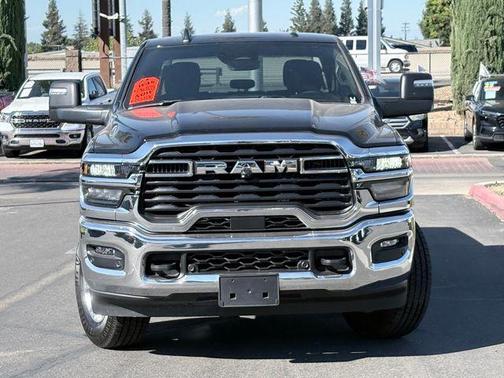 Diamond Black 2026 RAM 2500 Big Horn