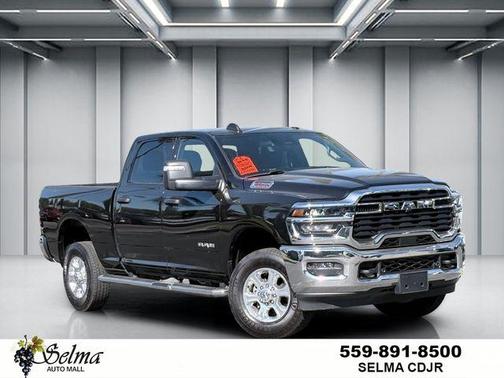 Diamond Black 2026 RAM 2500 Big Horn