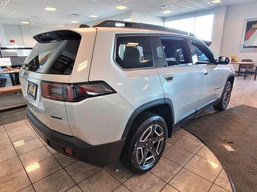 2026 Jeep Cherokee LAREDO/LIMITED