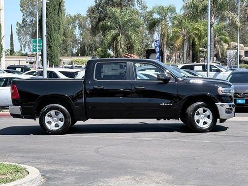 Diamond Black 2026 RAM 1500 Big Horn/Lone Star