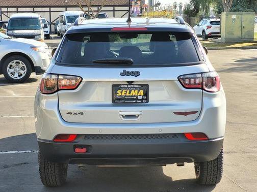 2024 Jeep Compass Trailhawk