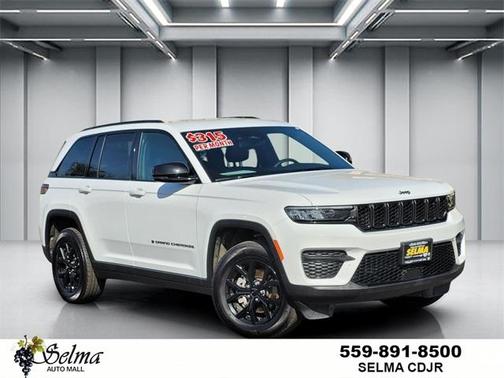 2024 Jeep Grand Cherokee Laredo