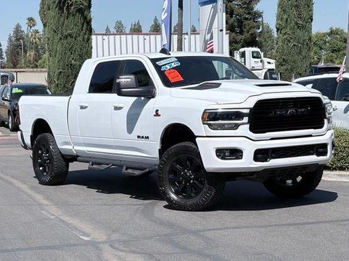 Bright White Clearcoat 2024 RAM 2500 Laramie