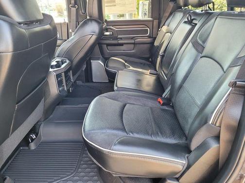 Granite Crystal Clearcoat Metallic 2026 RAM 3500 Laramie