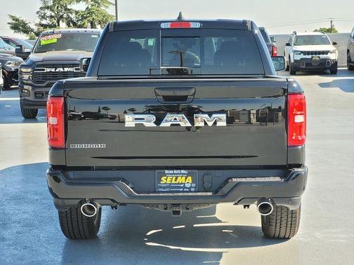 Diamond Black 2026 RAM 1500 Big Horn/Lone Star