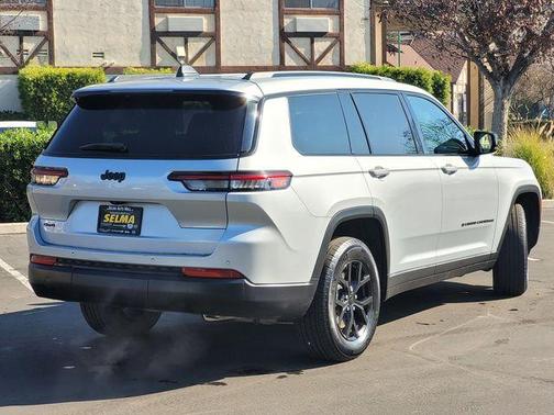 2024 Jeep Grand Cherokee L Laredo