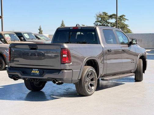 Crystal Metallic 2026 RAM 1500 Big Horn/Lone Star