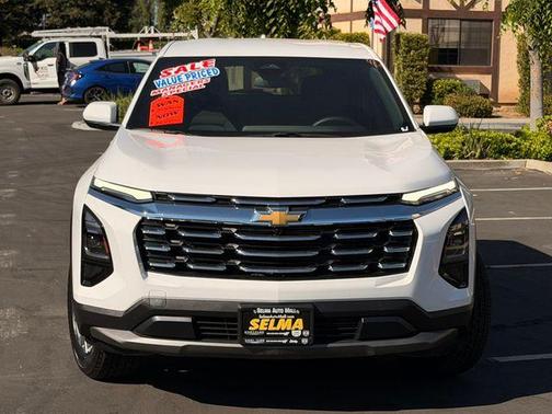 Summit White 2025 Chevrolet Equinox LT