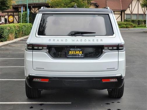 2023 Jeep Grand Wagoneer Series III
