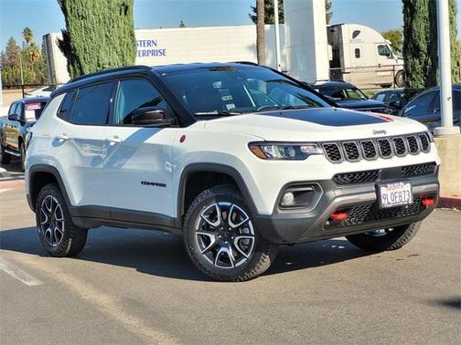 2024 Jeep Compass Trailhawk