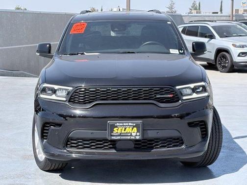 Black Clearcoat 2025 Dodge Durango GT
