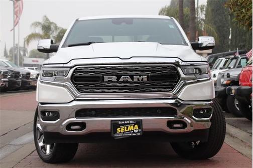 Photo 3 of 28 of 2019 RAM 1500 Limited