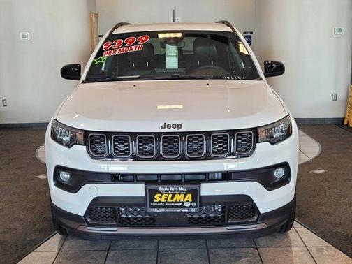 Bright White Clearcoat 2026 Jeep Compass Latitude