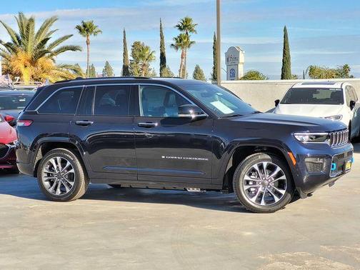 2024 Jeep Grand Cherokee 4xe Overland