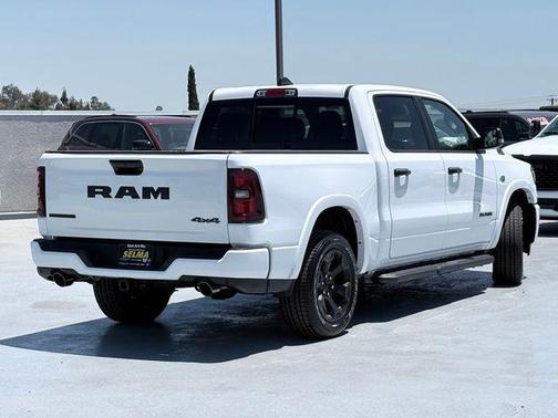 Bright White Clearcoat 2026 RAM 1500 Big Horn/Lone Star
