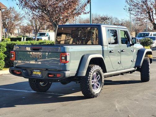 2026 Jeep Gladiator Mojave