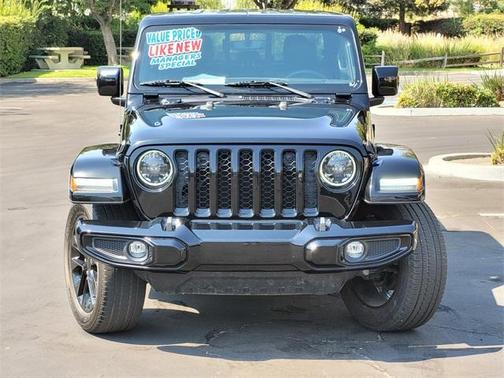 2023 Jeep Gladiator Overland