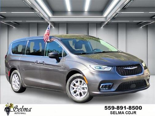 2023 Chrysler Pacifica Touring-L