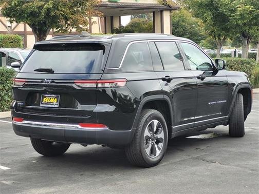 2022 Jeep Grand Cherokee 4xe Base
