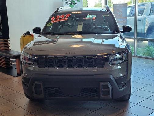 Sting Gray Clearcoat 2026 Jeep Cherokee LAREDO/LIMITED