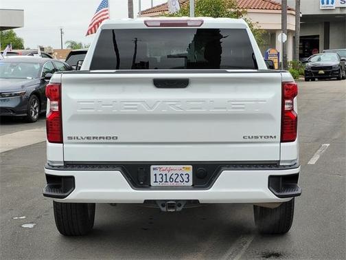 2022 Chevrolet Silverado 1500 Custom