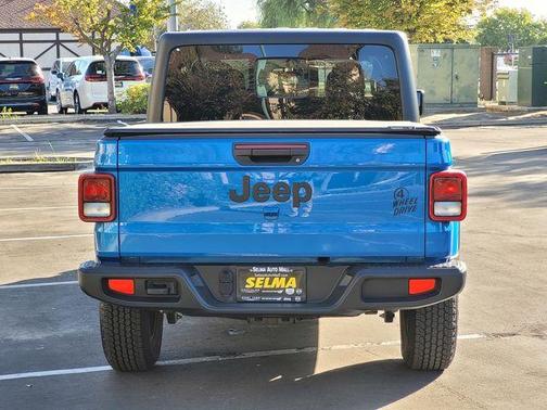 2021 Jeep Gladiator Sport