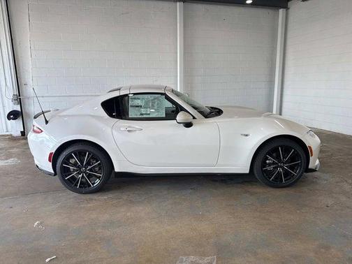2025 Mazda MX-5 Miata RF Grand Touring