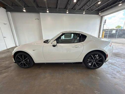 2025 Mazda MX-5 Miata RF Grand Touring