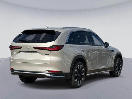 2026 Mazda CX-90 Premium Plus