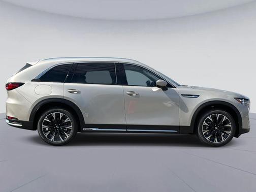 2026 Mazda CX-90 Premium Plus