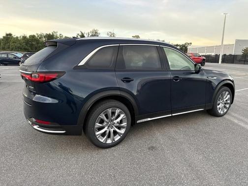 2026 Mazda CX-90 PLUS