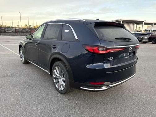 2026 Mazda CX-90 PLUS