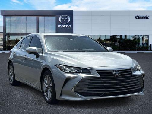 Celestial Silver Metallic 2021 Toyota Avalon XLE