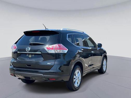 Magnetic Black 2016 Nissan Rogue SV