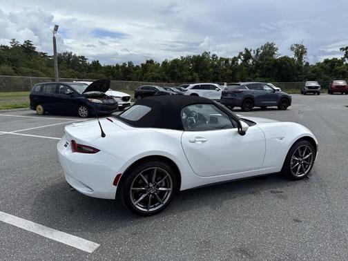 2022 Mazda MX-5 Miata Grand Touring
