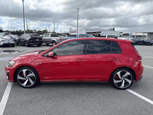 2019 Volkswagen Golf GTI 2.0T SE