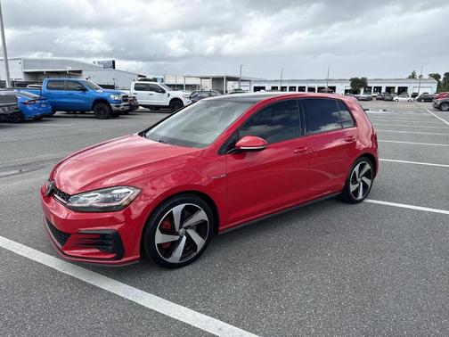 2019 Volkswagen Golf GTI 2.0T SE