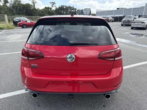 2019 Volkswagen Golf GTI 2.0T SE