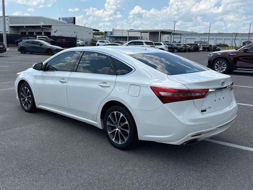 2018 Toyota Avalon XLE Premium