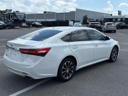 2018 Toyota Avalon XLE Premium