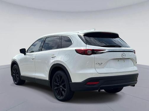 Snowflake White Pearl 2023 Mazda CX-9 Touring Plus