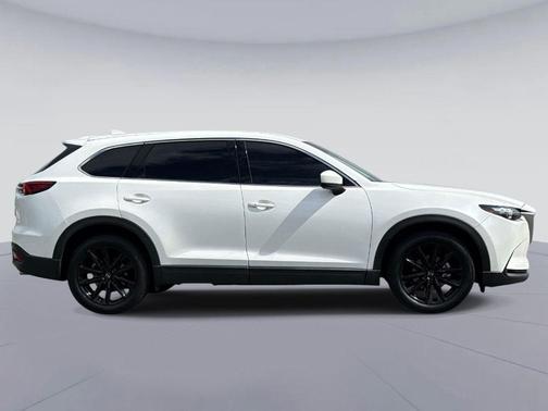 Snowflake White Pearl 2023 Mazda CX-9 Touring Plus