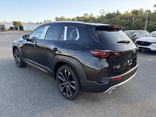 2025 Mazda CX-50 2.5 Turbo Premium Package
