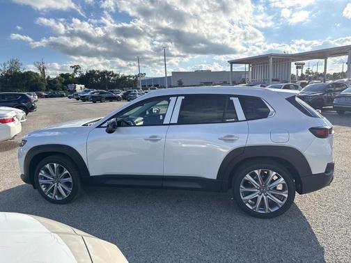 2026 Mazda CX-50 Premium