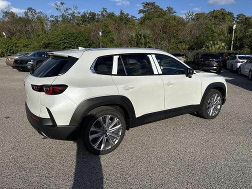 2026 Mazda CX-50 Premium