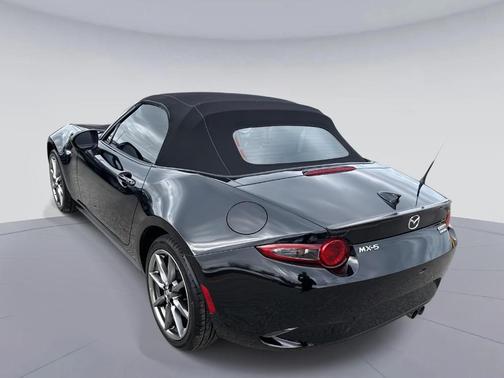 2023 Mazda MX-5 Miata Grand Touring